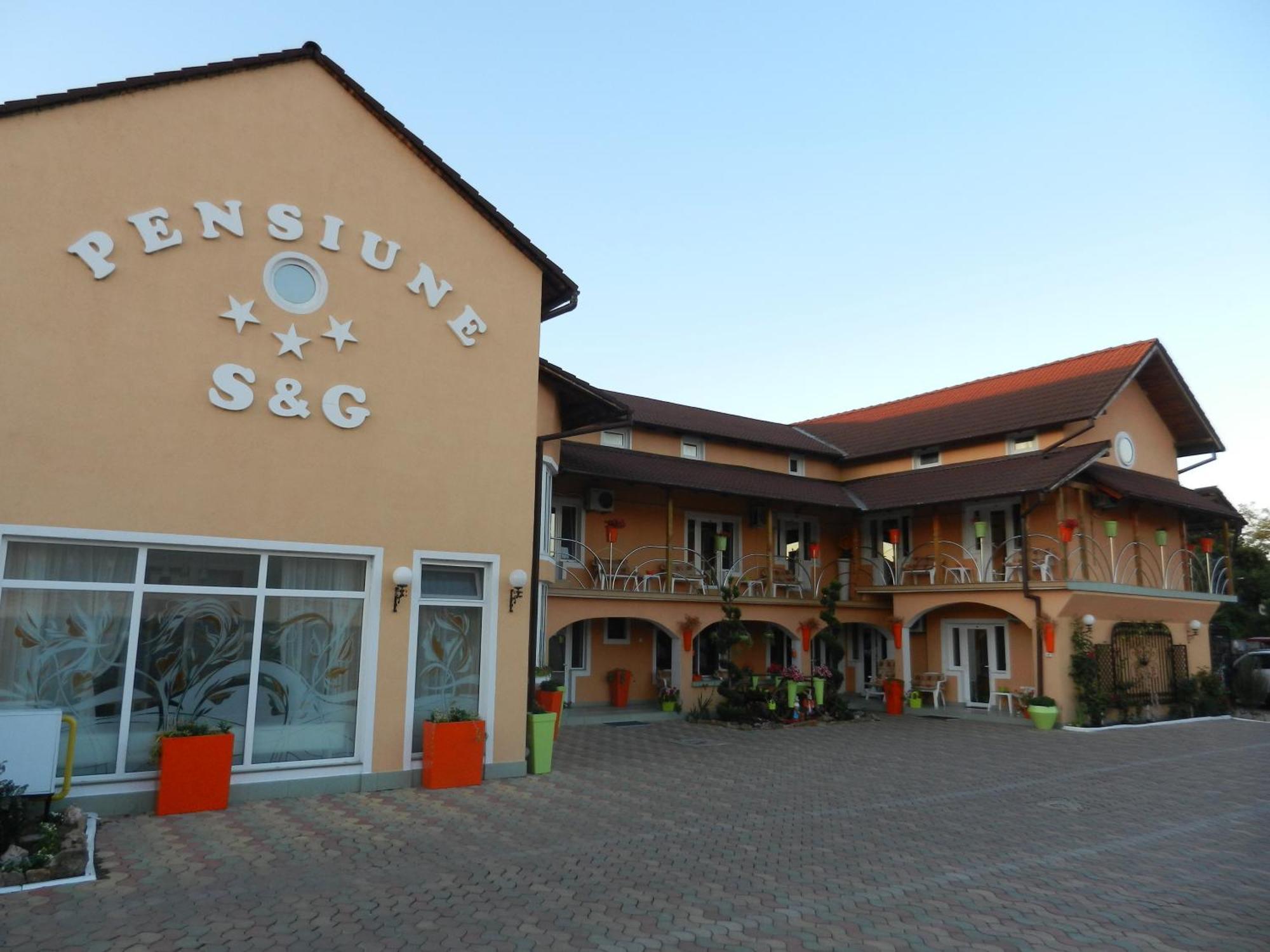 Pensiunea Sergiu & Geanina Arad Exterior foto